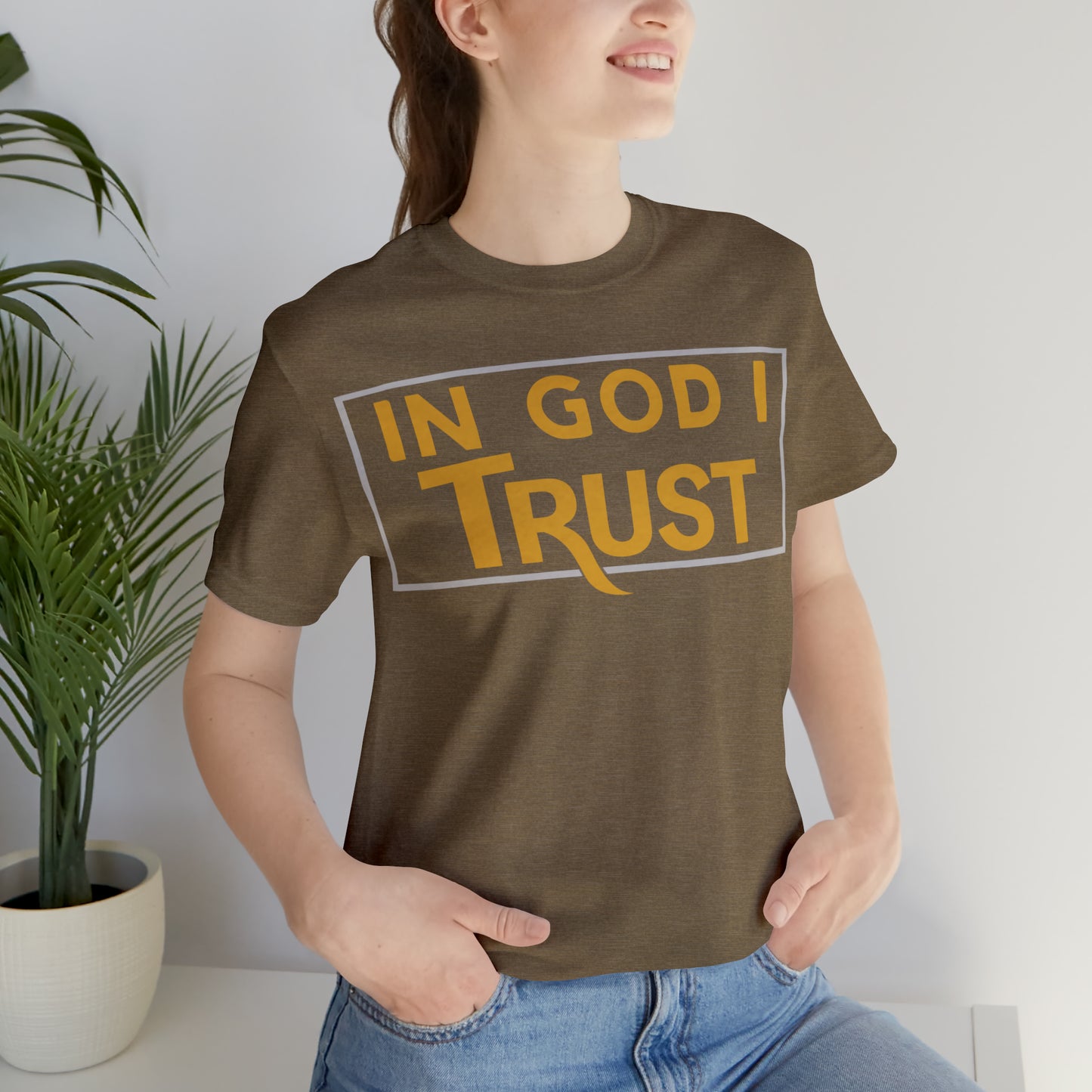 Trust in GOD Unisex Short Sleeve Tee